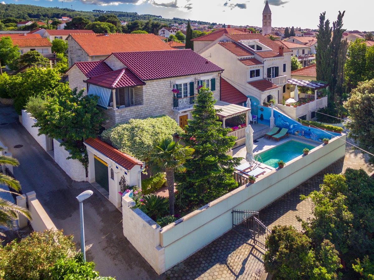 Apartments Villa Camellia - Adults Only Supetar Exterior photo