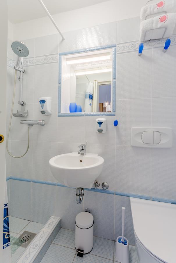 Apartments Villa Camellia - Adults Only Supetar Exterior photo