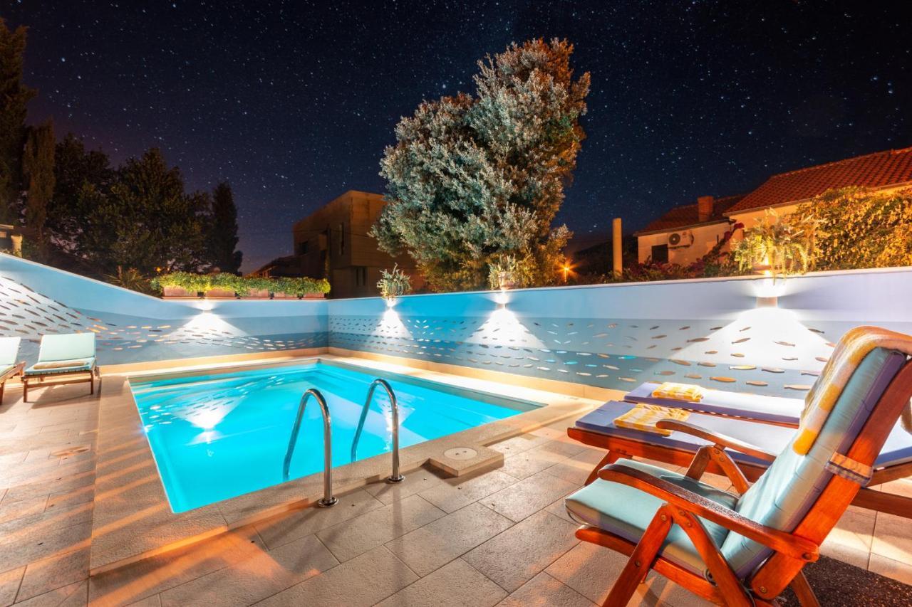 Apartments Villa Camellia - Adults Only Supetar Exterior photo