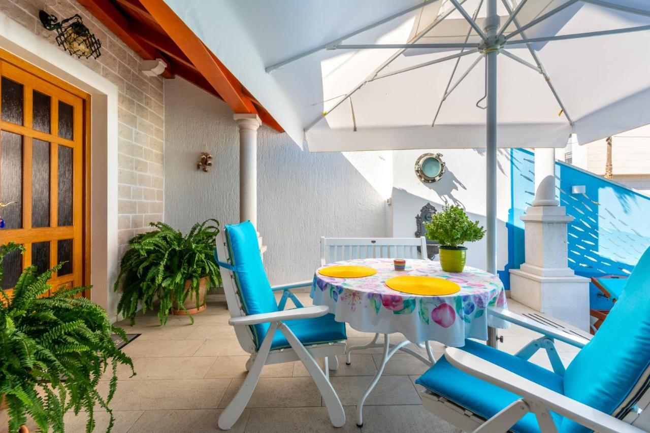 Apartments Villa Camellia - Adults Only Supetar Exterior photo