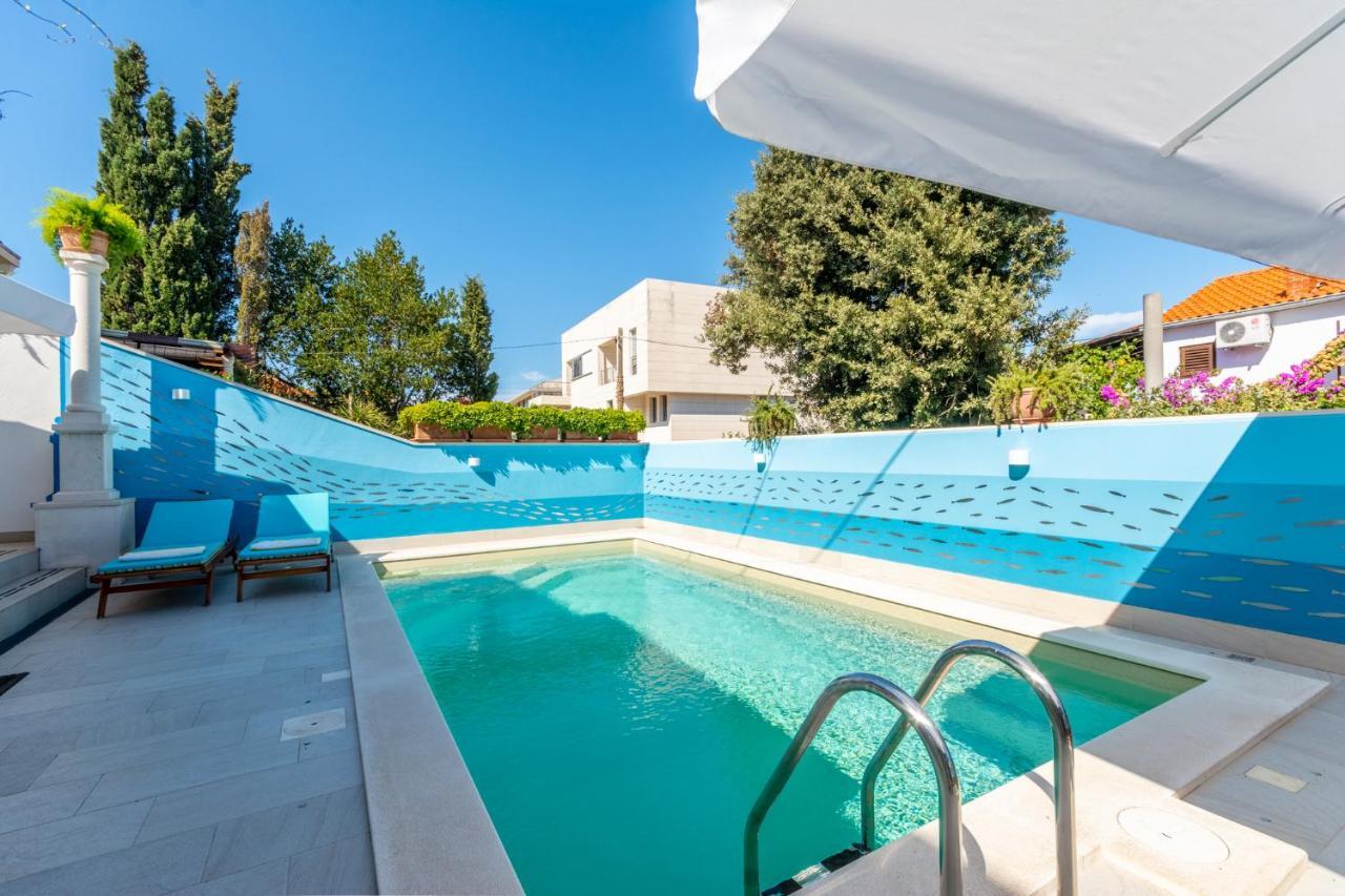 Apartments Villa Camellia - Adults Only Supetar Exterior photo